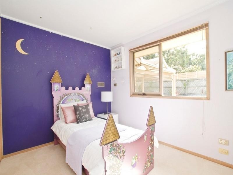 1 SUMMERHILL PARK Drive, Mooroolbark VIC 3138