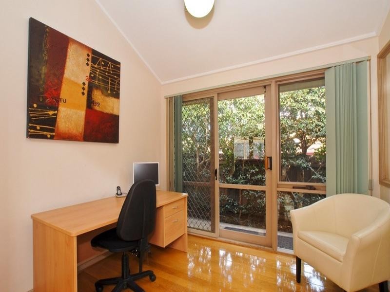 1 SUMMERHILL PARK Drive, Mooroolbark VIC 3138