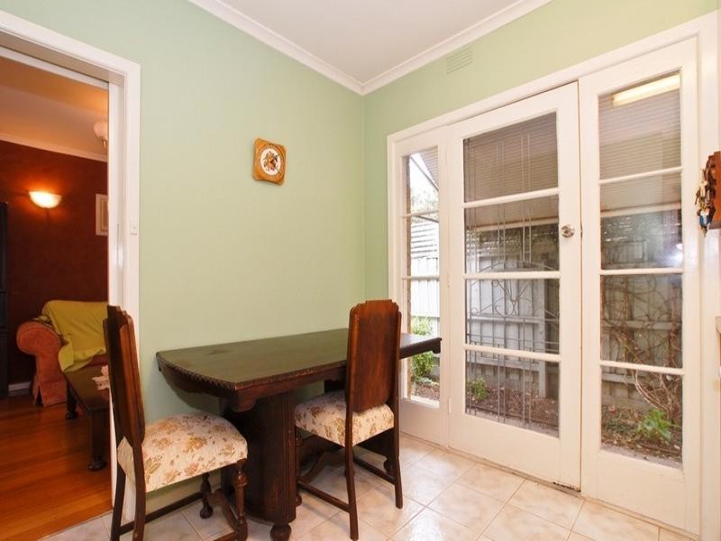 17 DICKSON Crescent, Ringwood North VIC 3134