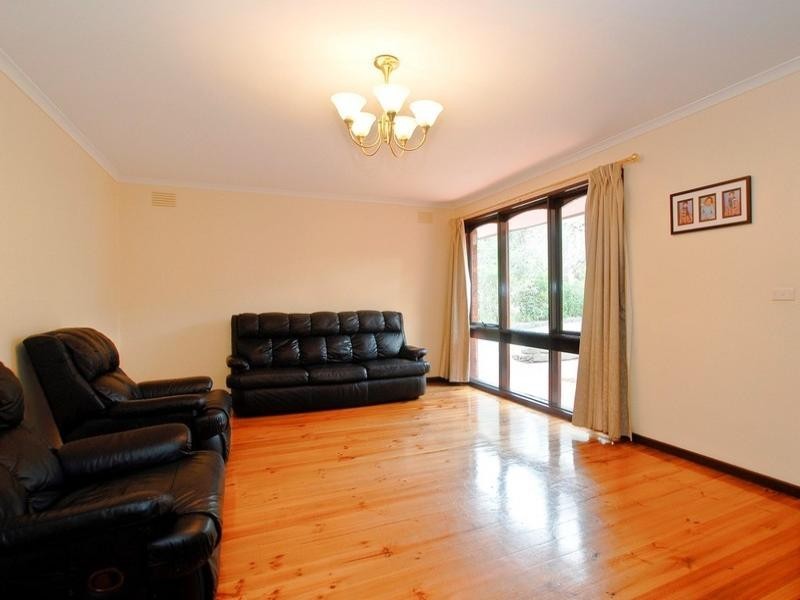 12 BOROLA Court, Croydon North VIC 3136