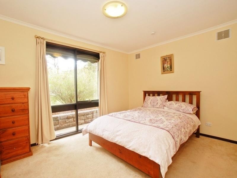 12 BOROLA Court, Croydon North VIC 3136