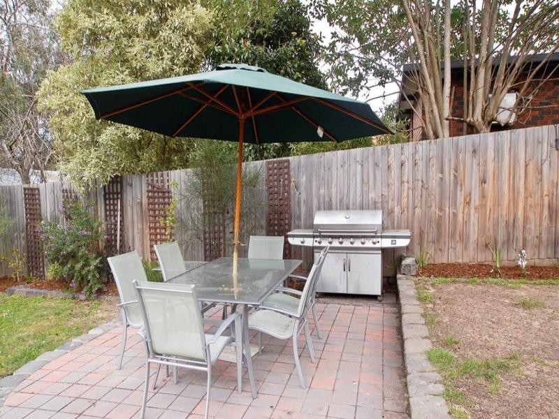 12 BOROLA Court, Croydon North VIC 3136