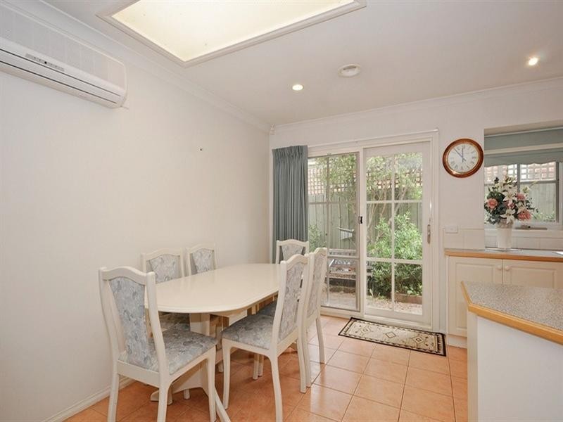 2, 5 NIEL Street, Croydon VIC 3136