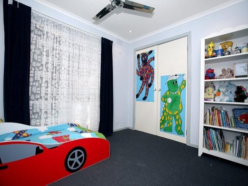 15 EDWARD Road, Chirnside Park VIC 3116