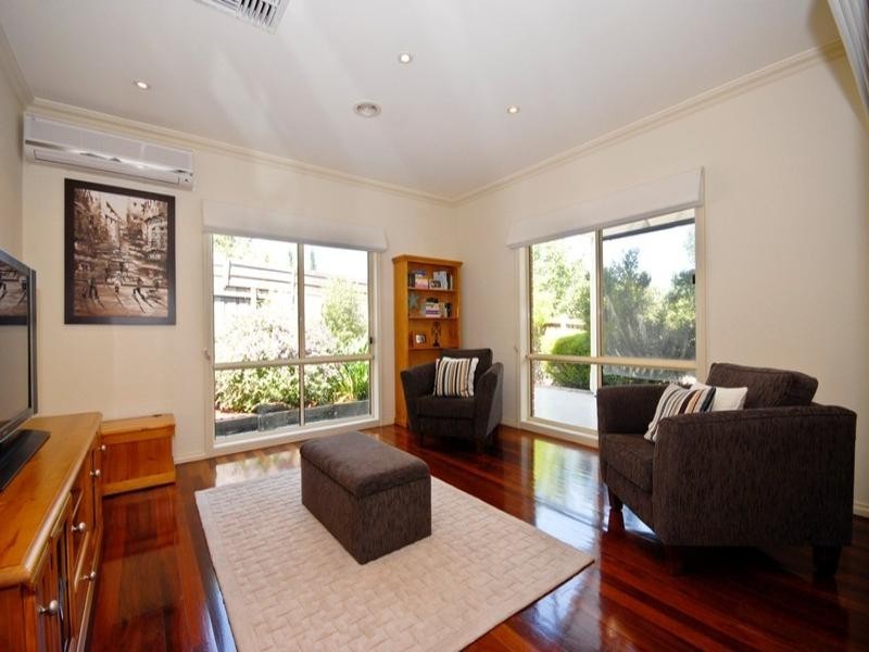 35 PAULA Way, Chirnside Park VIC 3116