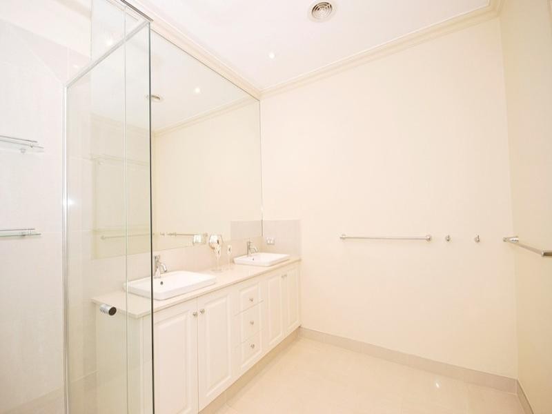 35 PAULA Way, Chirnside Park VIC 3116