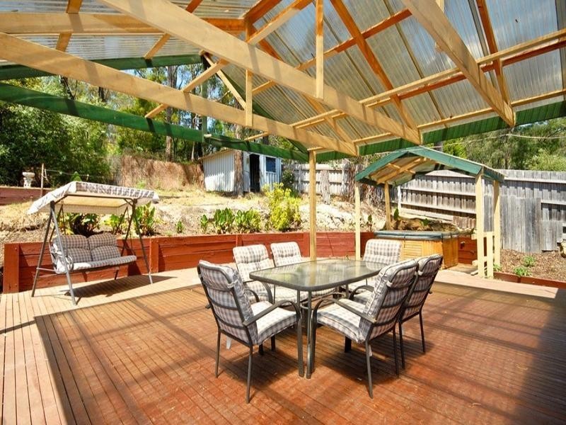30 HAWKINS Road, Montrose VIC 3765