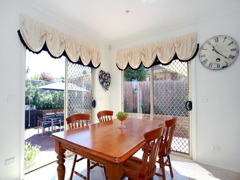 26 REGENCY Rise, Chirnside Park VIC 3116