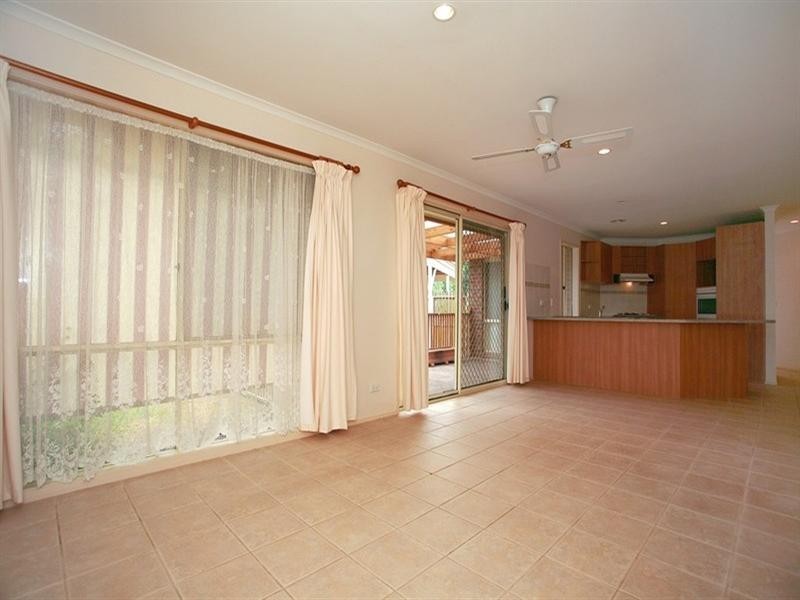 6 YOLANDA Court, Kilsyth VIC 3137