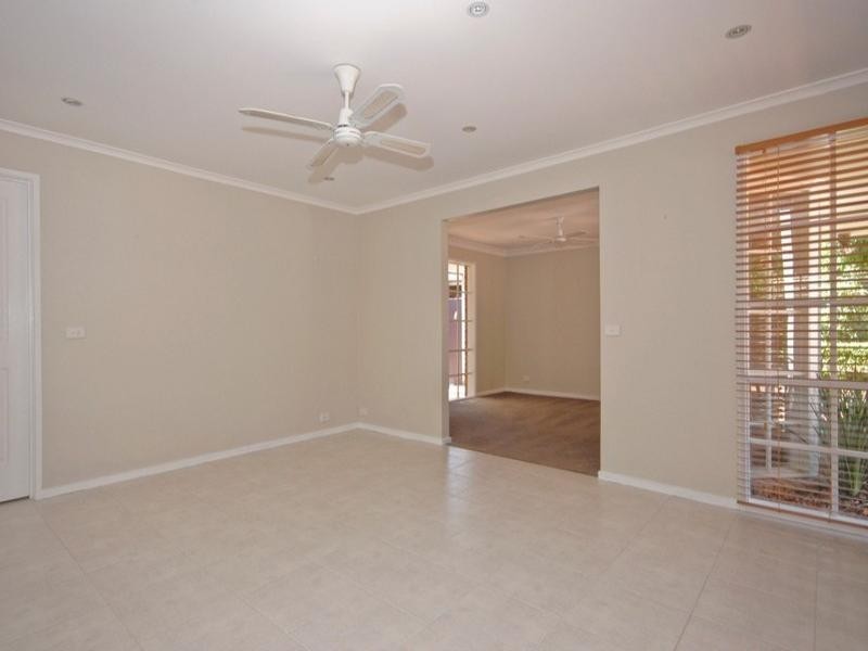 60 LANGDALE Drive, Croydon Hills VIC 3136