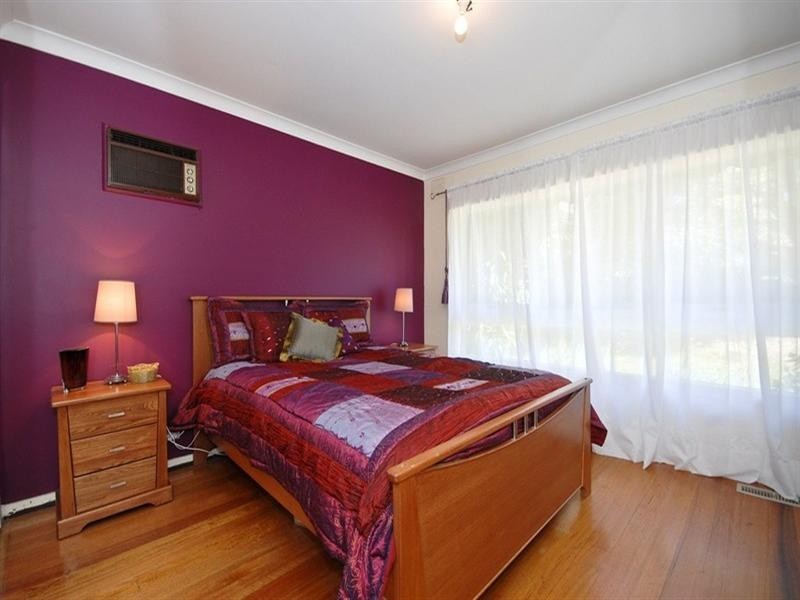 32 HOMER Avenue, Croydon South VIC 3136