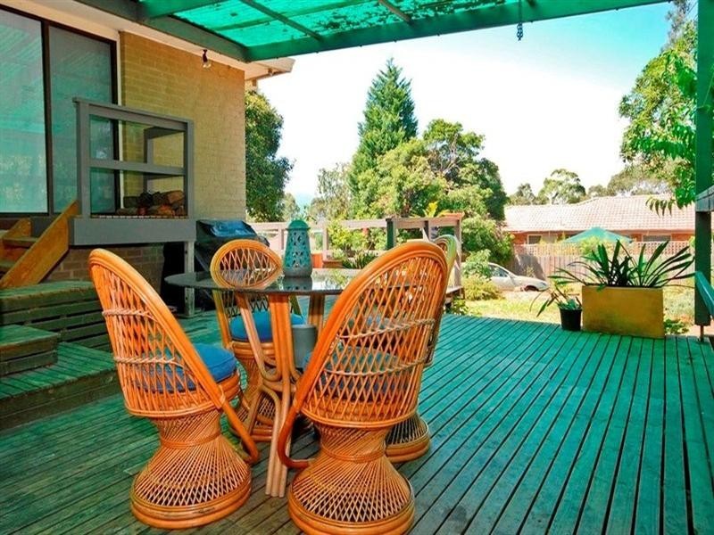 32 HOMER Avenue, Croydon South VIC 3136