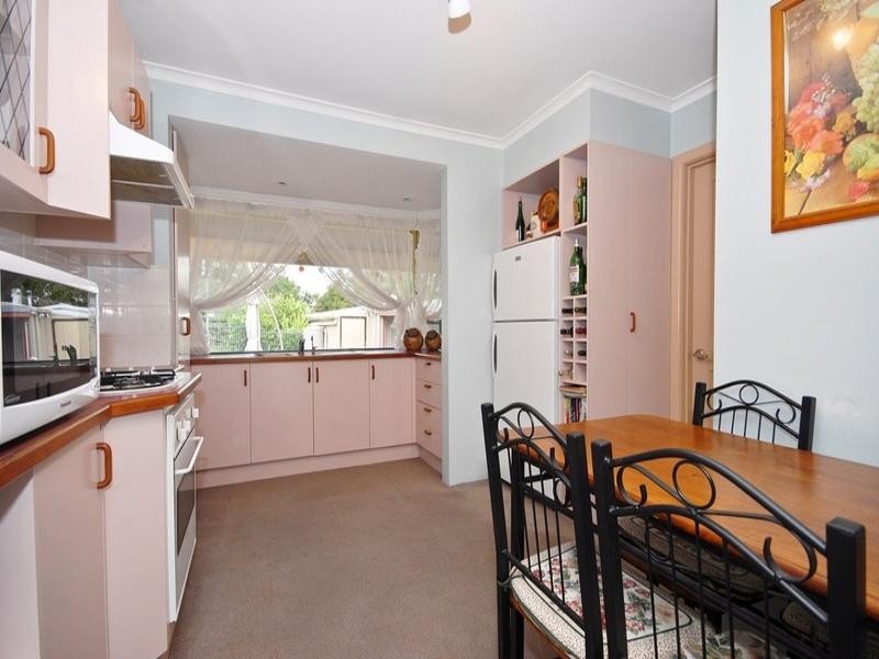 59 BLAZEY Road, Croydon South VIC 3136