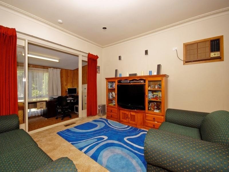 38 FORTUNA Avenue, Croydon VIC 3136