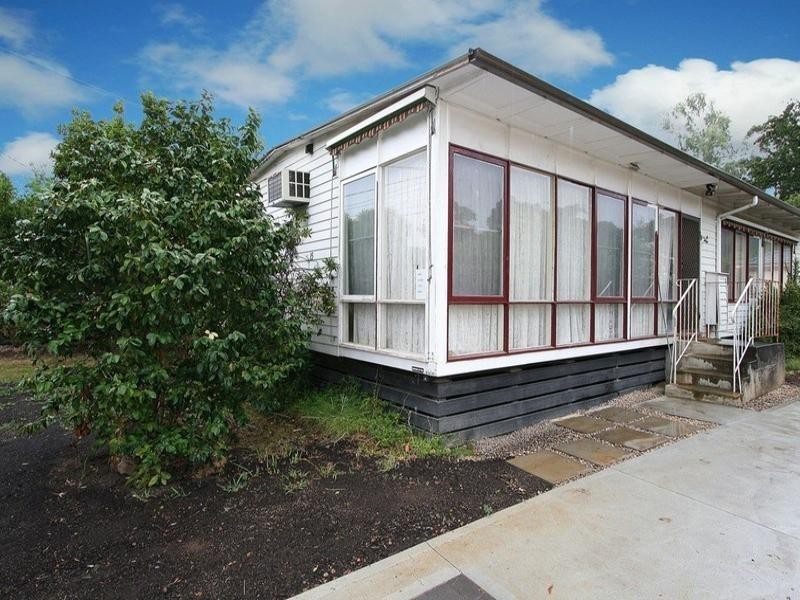 15 RODLEIGH Street, Croydon VIC 3136