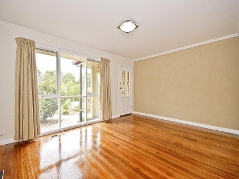 143 EASTFIELD Road, Croydon VIC 3136