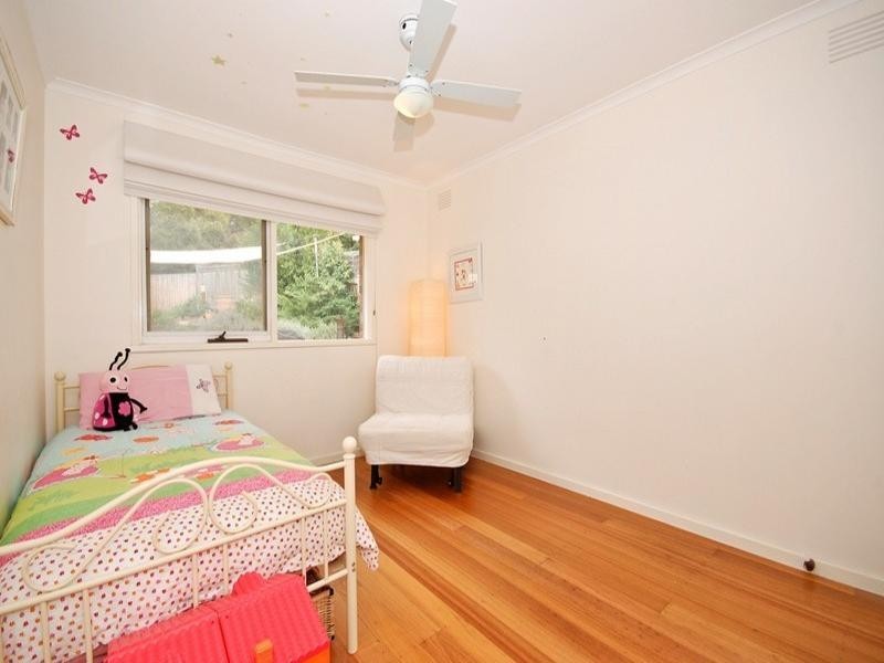 9 SWITCHBACK Road, Chirnside Park VIC 3116