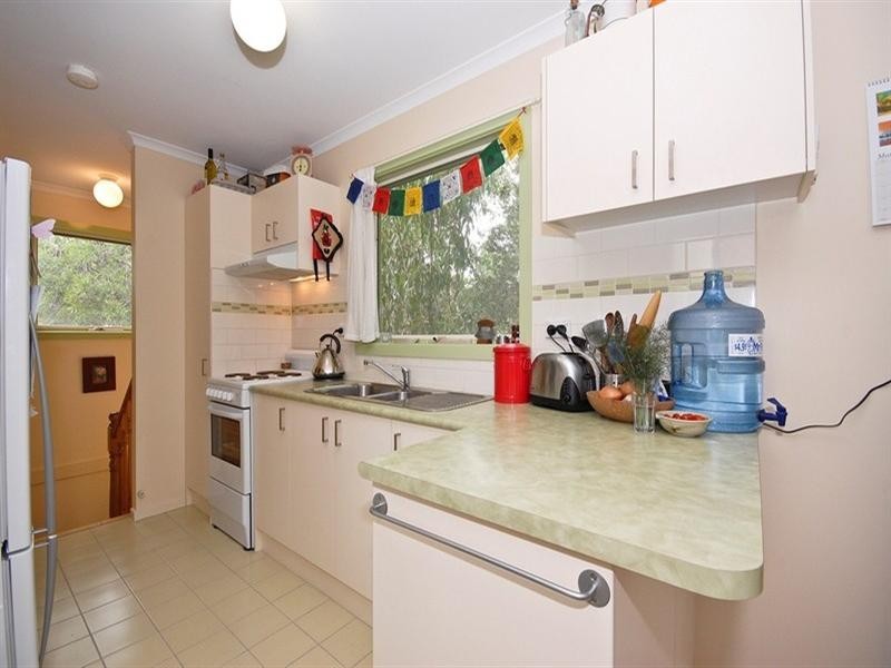 11B WARRIEN Road, Croydon North VIC 3136