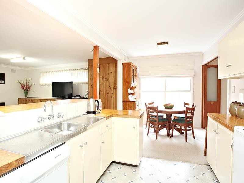 23 FREDERICK Street, Croydon VIC 3136