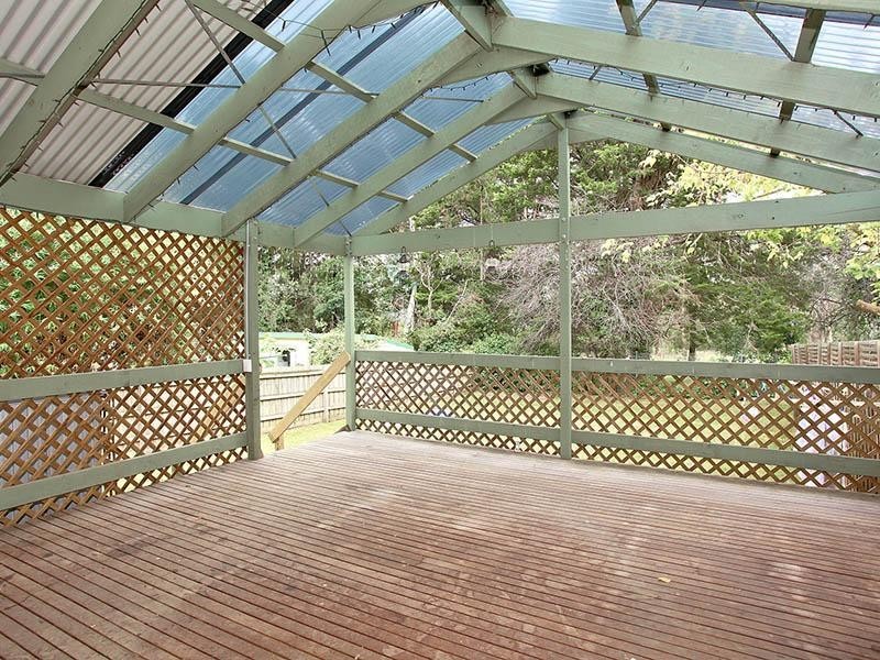 8 CHEESEMAN Street, Croydon VIC 3136