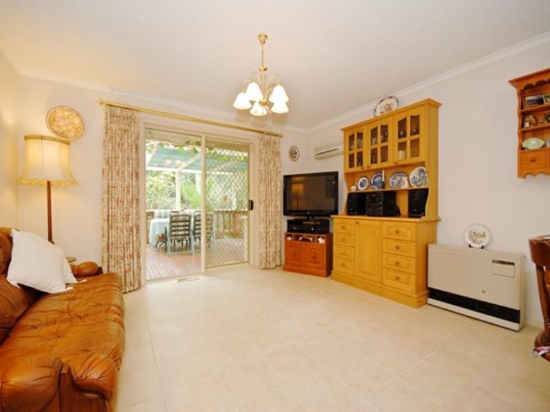 4 ALDERLEY Court, Chirnside Park VIC 3116