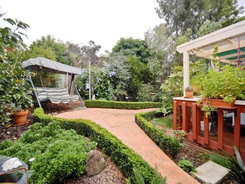 4 ALDERLEY Court, Chirnside Park VIC 3116