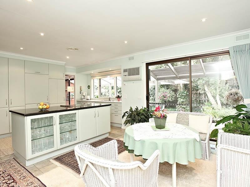 7 HIGHMONT Drive, Vermont South VIC 3133