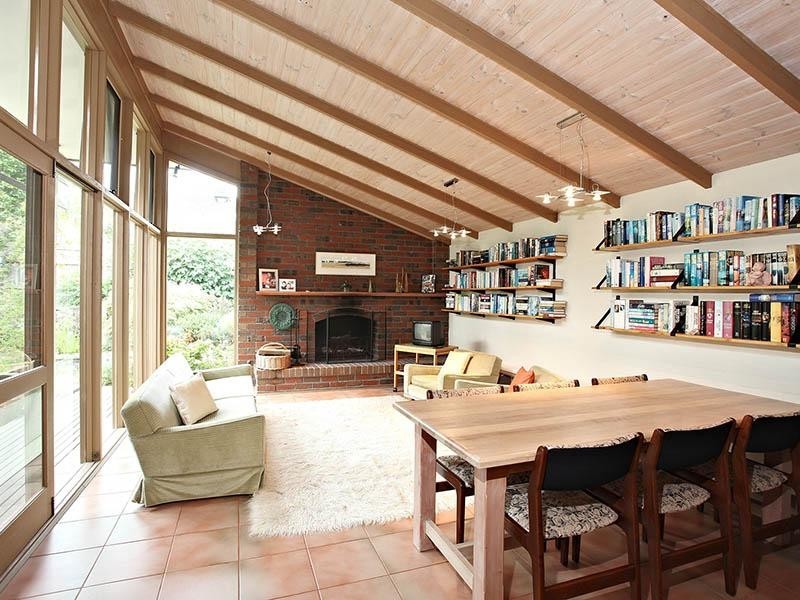 7 HIGHMONT Drive, Vermont South VIC 3133