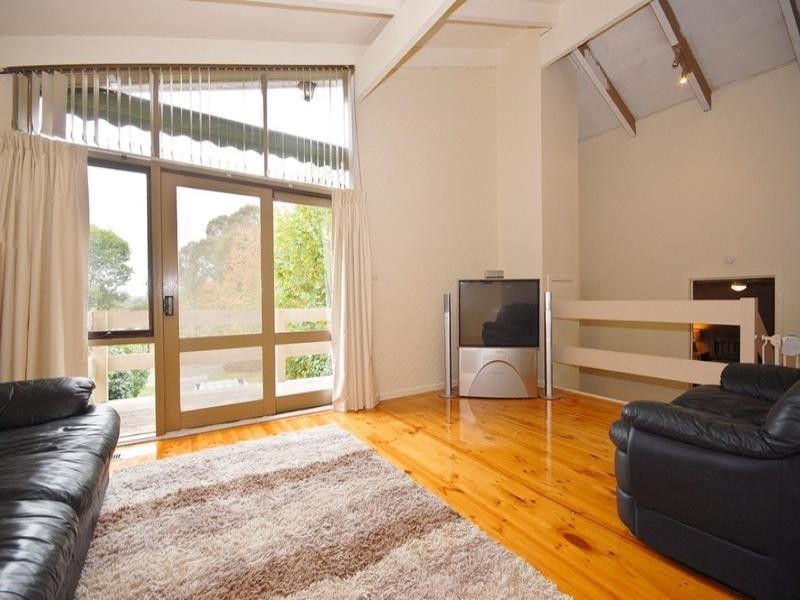 25 MULAWA Street, Croydon North VIC 3136