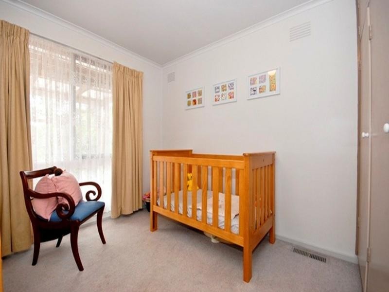 35 SUGARLOAF Drive, Chirnside Park VIC 3116