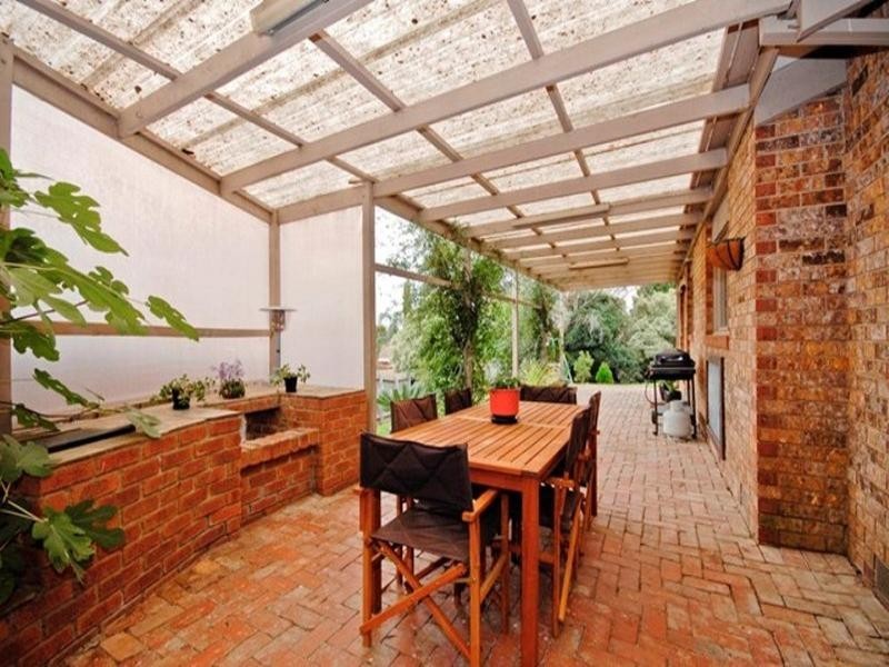 35 SUGARLOAF Drive, Chirnside Park VIC 3116