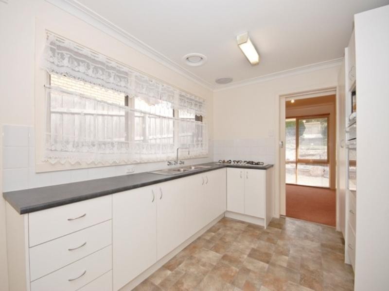 44 WINNETKA Drive, Lilydale VIC 3140