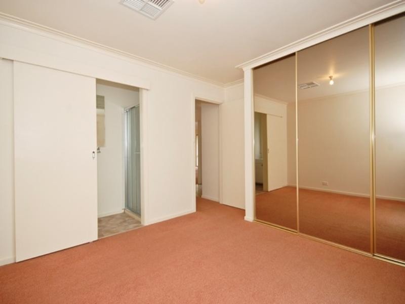 44 WINNETKA Drive, Lilydale VIC 3140