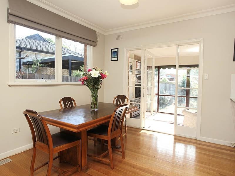 1 KANEIRA Avenue, Croydon VIC 3136