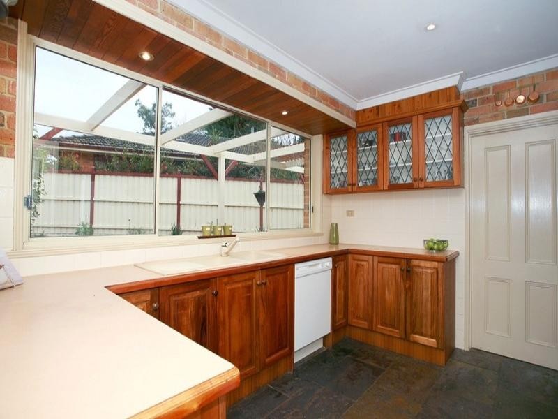 43 SETTLERS HILL Crescent, Croydon Hills VIC 3136