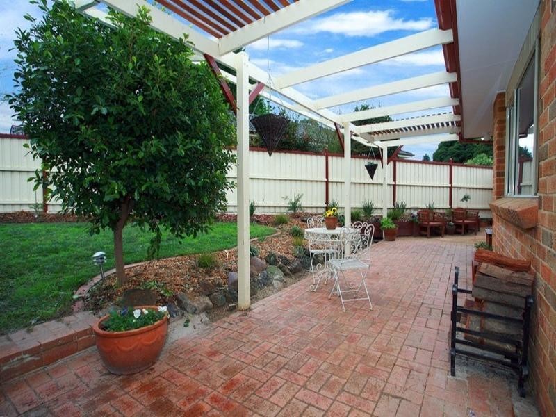 43 SETTLERS HILL Crescent, Croydon Hills VIC 3136