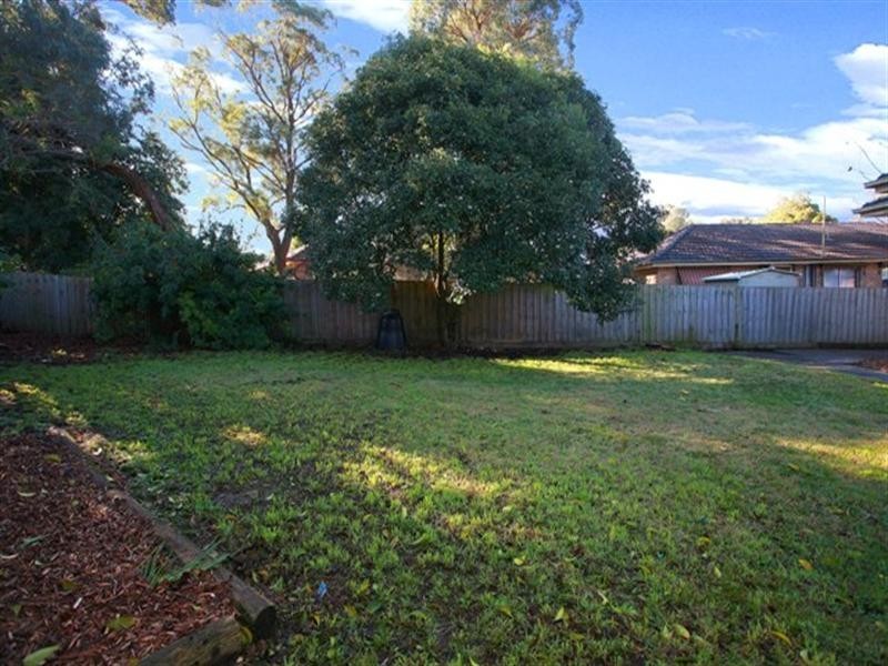1 KENWOOD Crescent, Ringwood VIC 3134