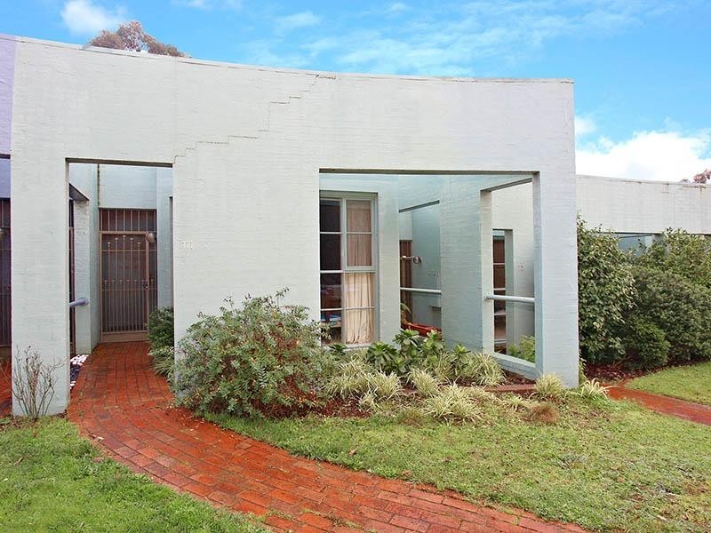 111 LINCOLN Road, Croydon VIC 3136