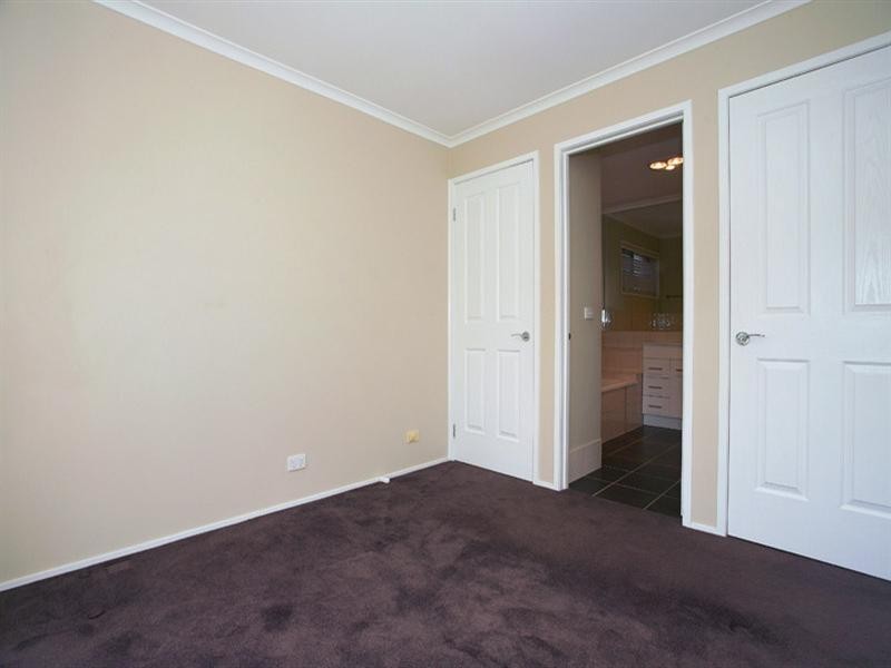 19 BILLANOOK Way, Chirnside Park VIC 3116