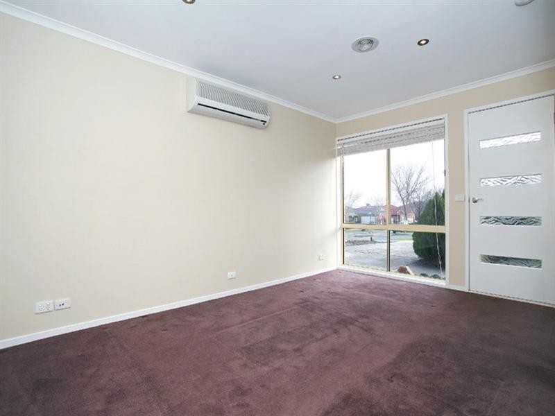 19 BILLANOOK Way, Chirnside Park VIC 3116