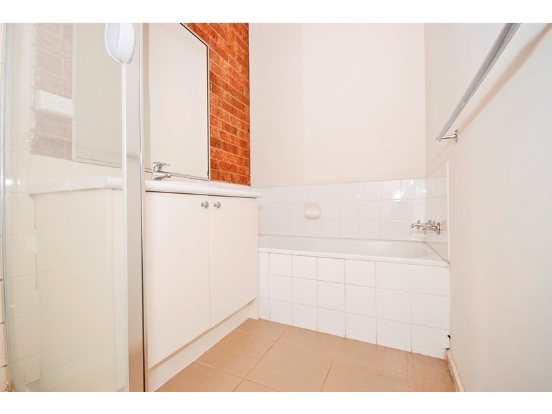 Unit 2 – 81 HEWISH Road, Croydon VIC 3136