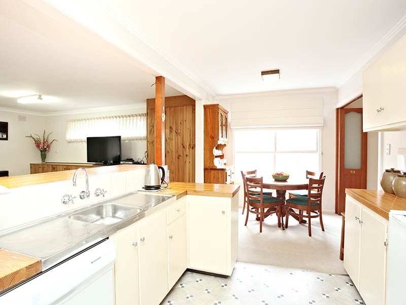 23 Frederick Street, Croydon VIC 3136