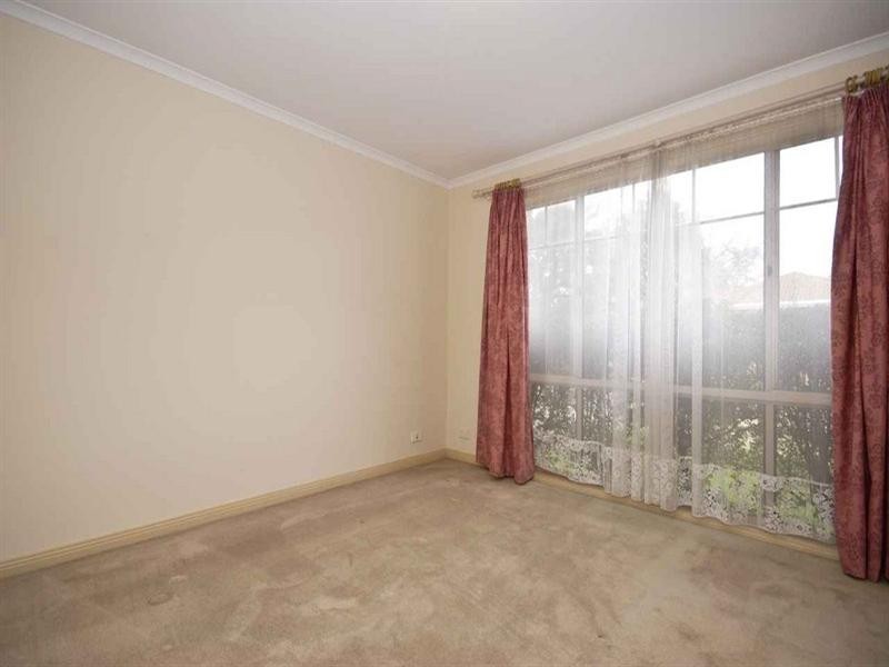 1 Jenkins Lane, Croydon VIC 3136