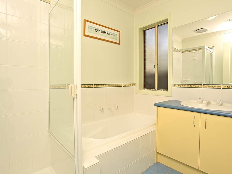 9 MAXWELL Place, Croydon North VIC 3136