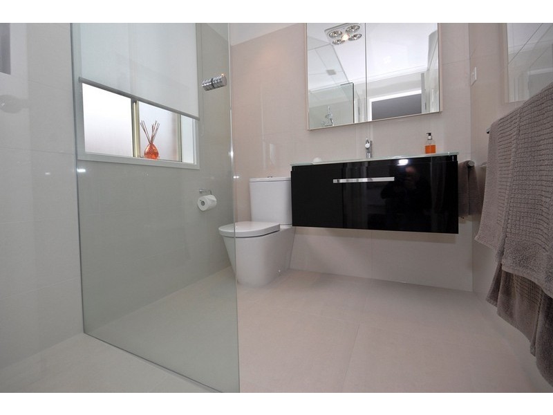 7 COMMERFORD Place, Chirnside Park VIC 3116