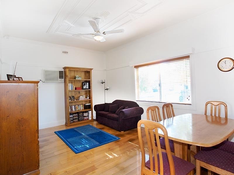 1/3 Plumer, Croydon VIC 3136