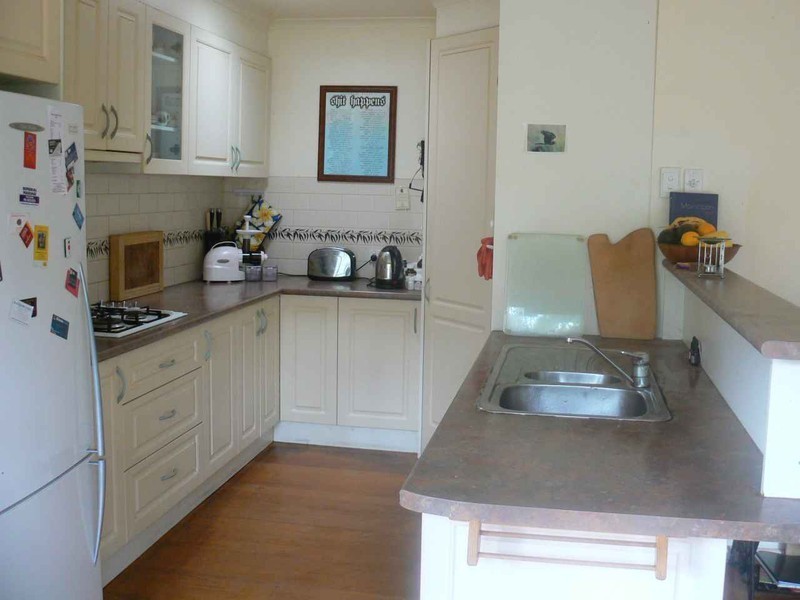 30 Kardinia Crescent, Warranwood VIC 3134