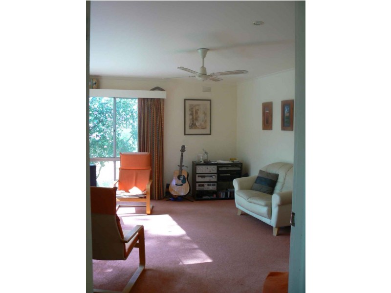 30 Kardinia Crescent, Warranwood VIC 3134