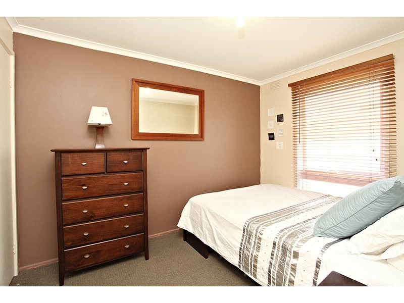 10 JOROMA Place, Croydon North VIC 3136