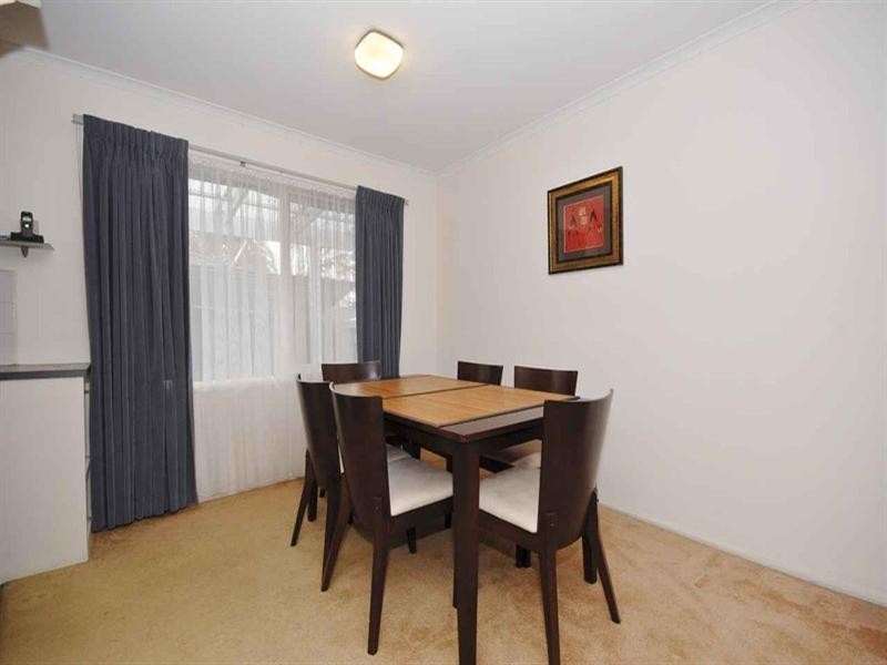 2/100 Mount View Parade, Croydon VIC 3136